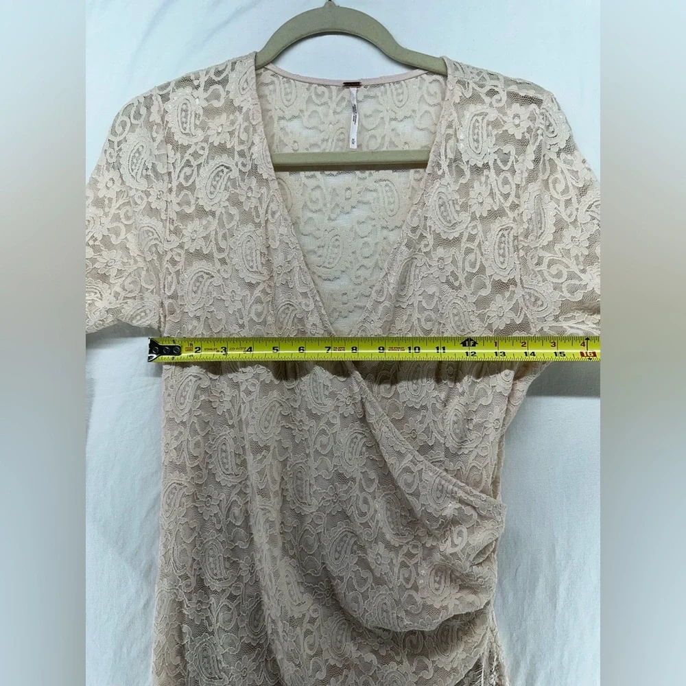 FREE PEOPLE Mini Dress Lace Cream Faux Wrap Lined V Neck Sheer Back Sleeves‎ M